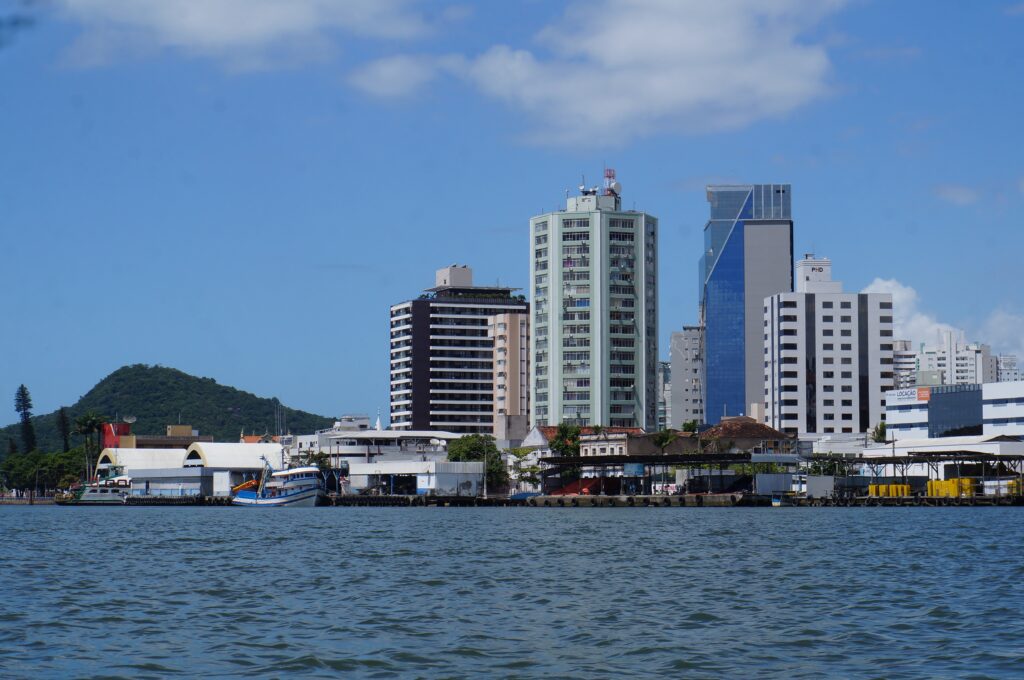 Itajaí tem a segunda maior geração de empregos de Santa Catarina